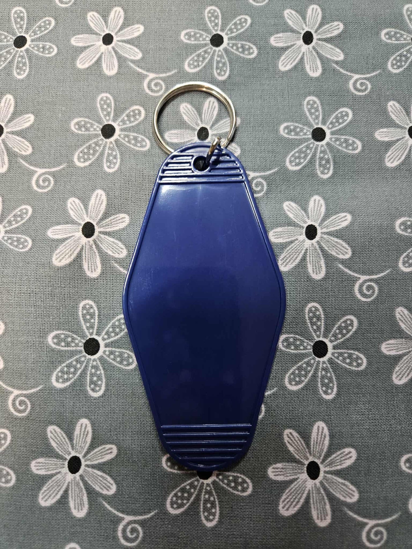 Retro Motel Keychain: That's A Horrible Idea. What Time ?