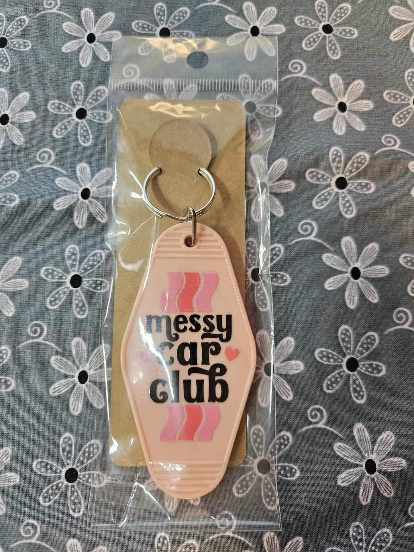 Retro Motel Keychain: Messy Car Club