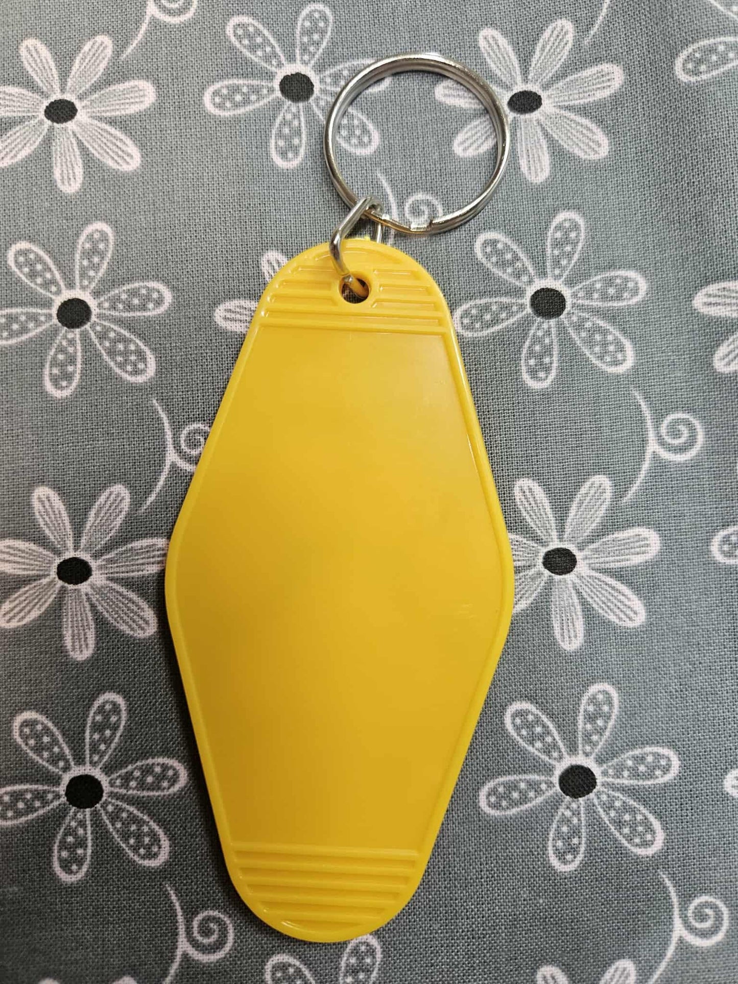 Retro Motel Keychain: Sunflower Paw Print - Joyfully Unique Things