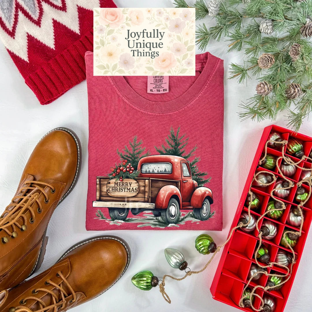 Short Sleeve T-Shirt Merry Christmas Old Red Truck