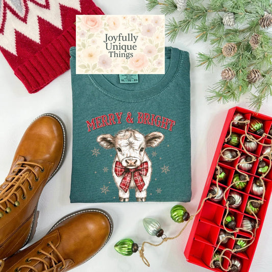 Short Sleeve T-Shirt Christmas Red Bow White Cow Merry & Bright