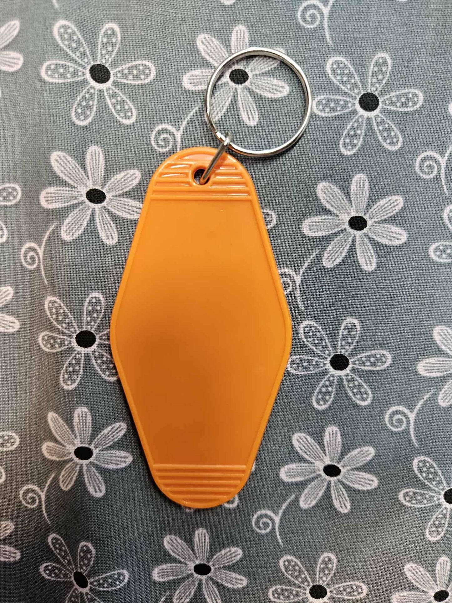 Retro Motel Keychain: I'm Not Snarky I'm Just Selectively Polite