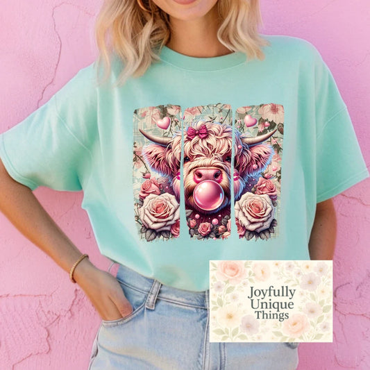 Short Sleeve T-Shirt Bubblegum Blowing Highland Cow With Roses & Hearts