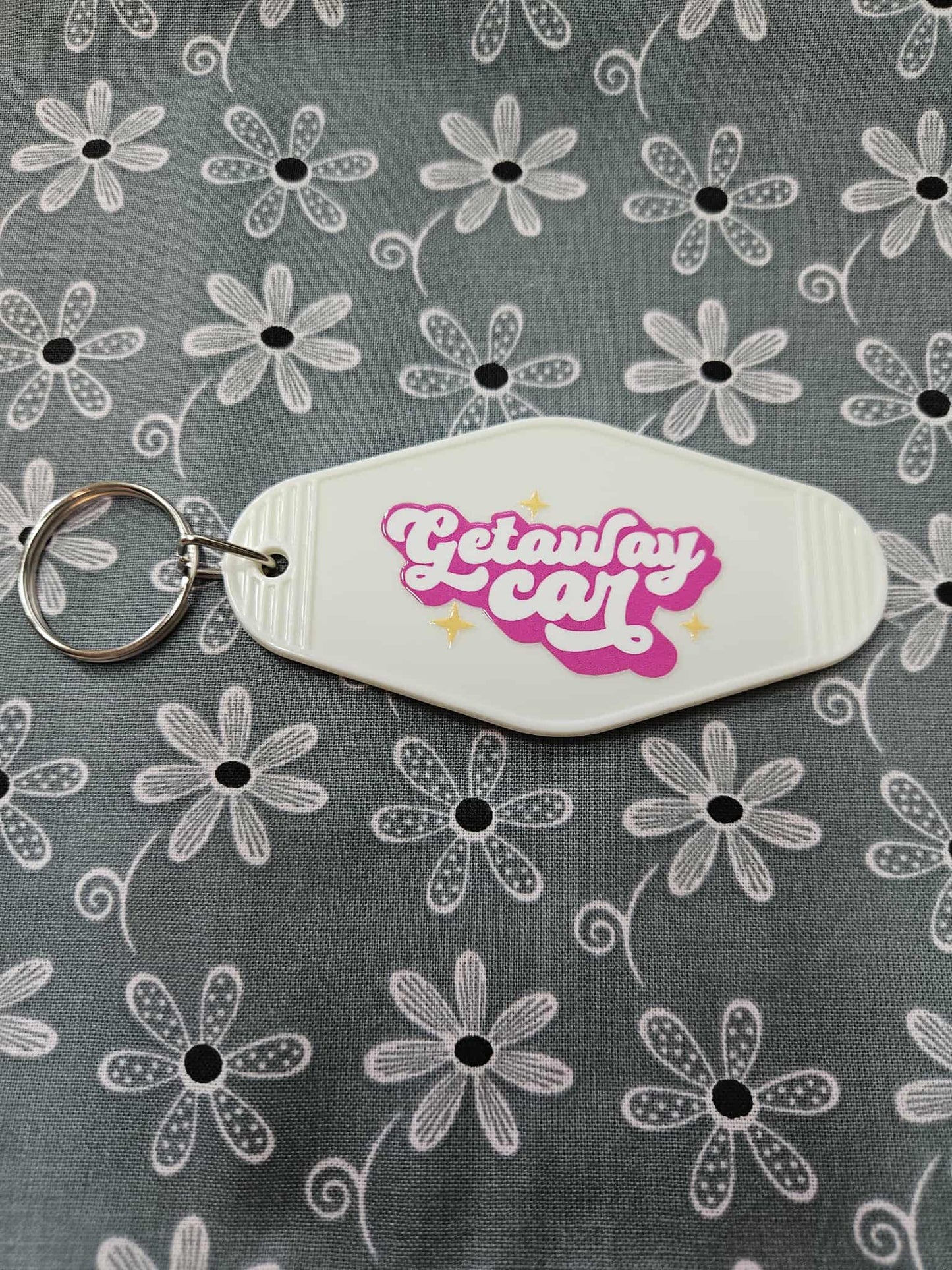 Retro Motel Keychain: Getaway Car