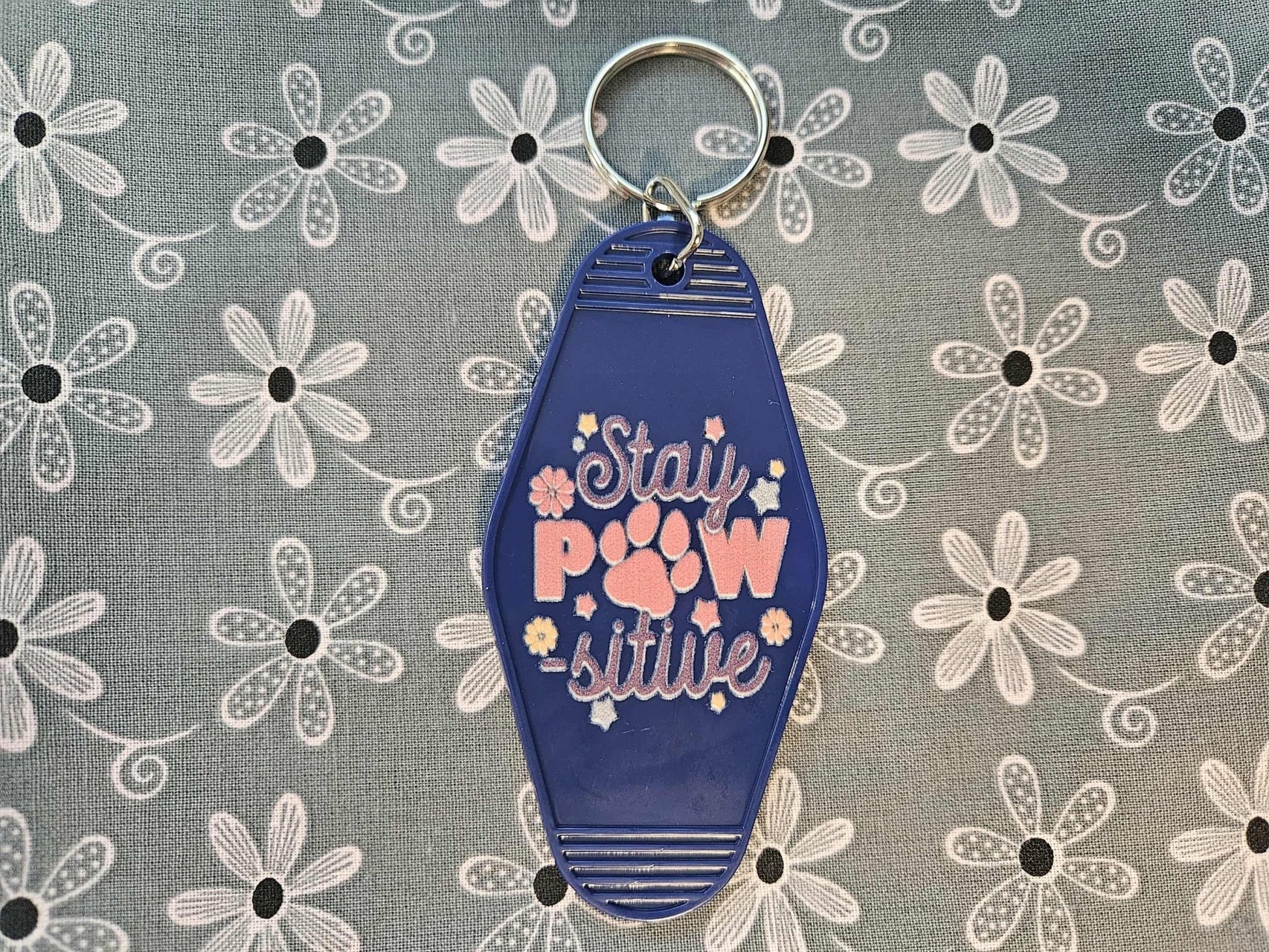 Retro Motel Keychain: Blue Acrylic Stay Pawsitive - Joyfully Unique Things