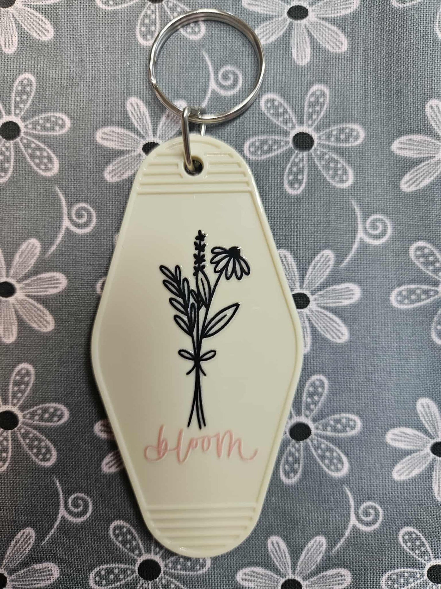Retro Motel Keychain: Bloom - Floral Flower - Joyfully Unique